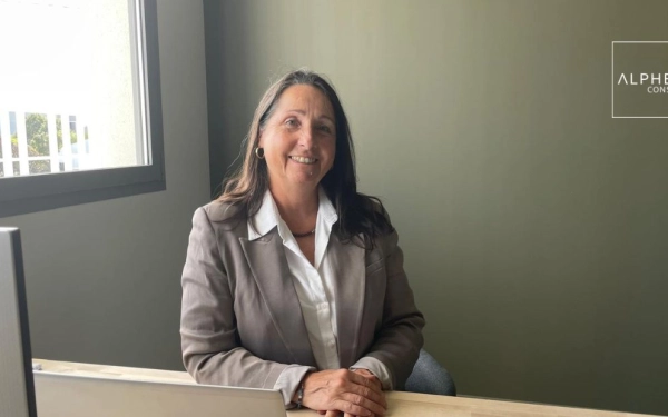 Recrutement à Toulouse : Sandrine Scouarnec devient la dirigeante du cabinet Alphea Conseil.