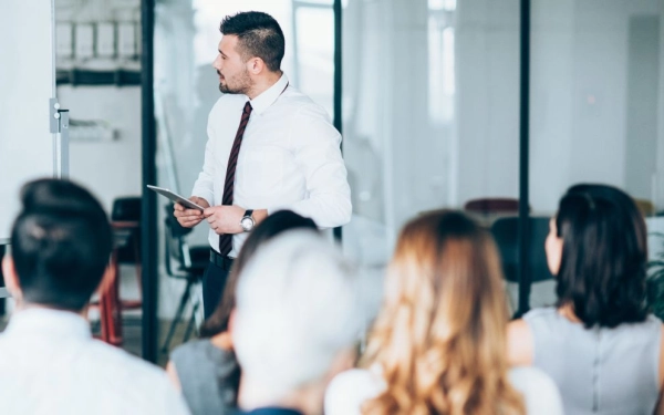 Formation professionnelle : 5 chiffres clés pour piloter votre stratégie en 2025