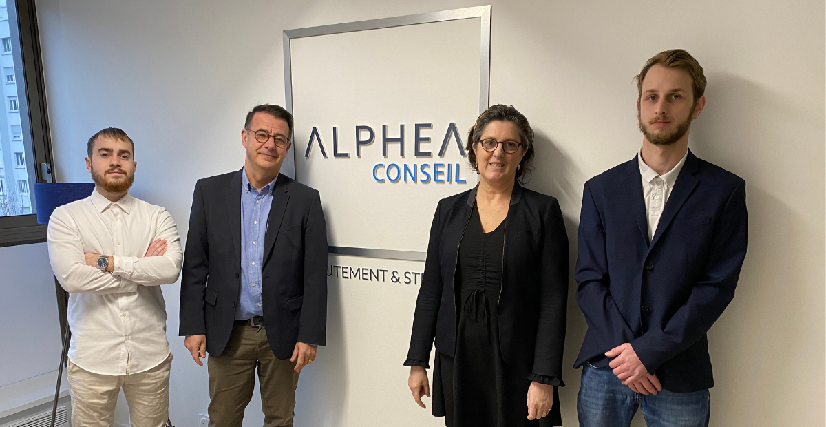 Renaud Bouquet des Chaux sets up his Alphéa Conseil recruitment agency in Auvergne!