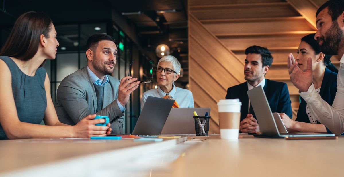 2025: A critical year for companies. How can you anticipate and safeguard your employees' future?