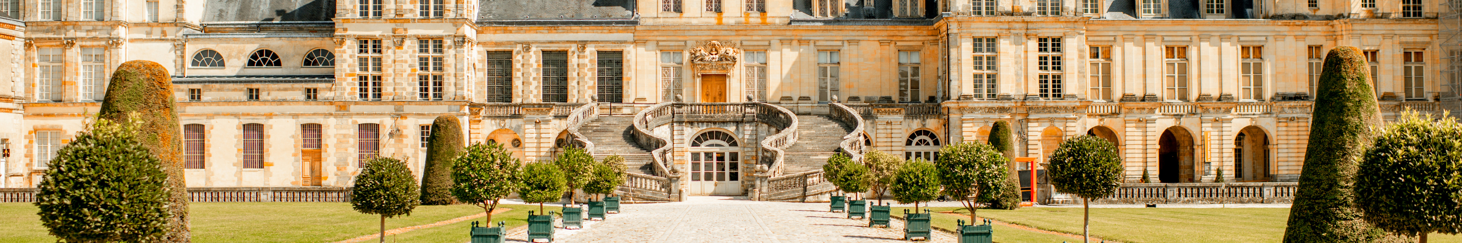 Find an efficient recruitment agency in Fontainebleau